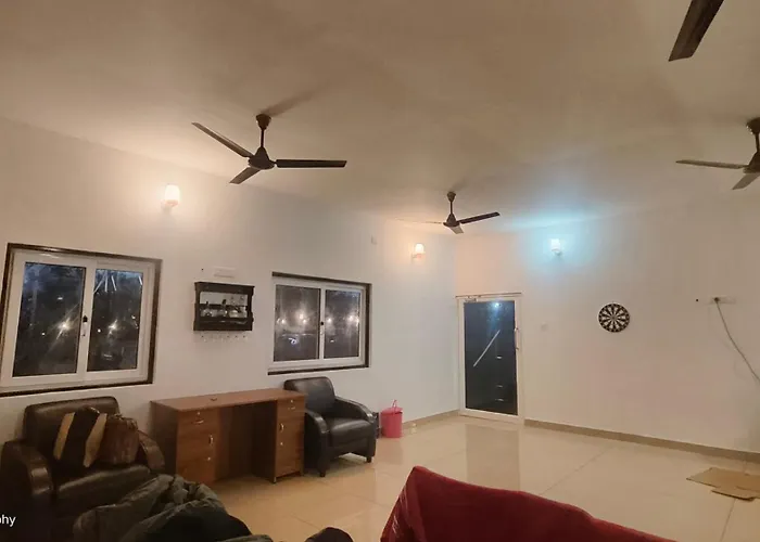 The Cloud Mountain Tourist Villa Vagamon